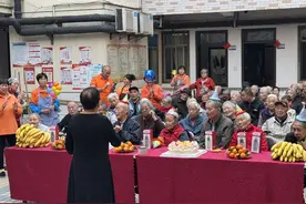 社区联动、敬老情浓，看看“老宝贝”们的小确幸……图片