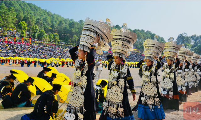 天府新视界丨今夏“冲凉”，去有火的地方！