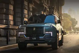 宝马X7奔驰S400L揽胜运动价格跌破百万 仰望反而稳住了图片