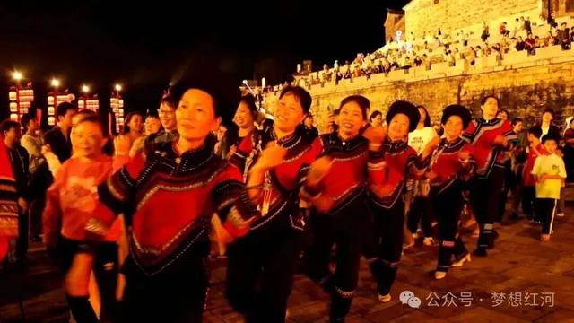 国庆首日，红河州登上央视，活动火热出圈