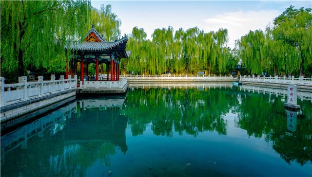 秋色满城 历下有约丨泉脉寻踪·千年文脉沉浸游