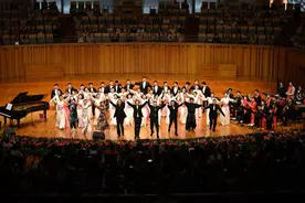 中央民族乐团上演“中国民歌地图之云上游记”音乐会 跟着民歌云游祖国锦绣河山图片