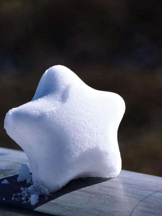 雪落大理苍山，有着道不尽的浪漫