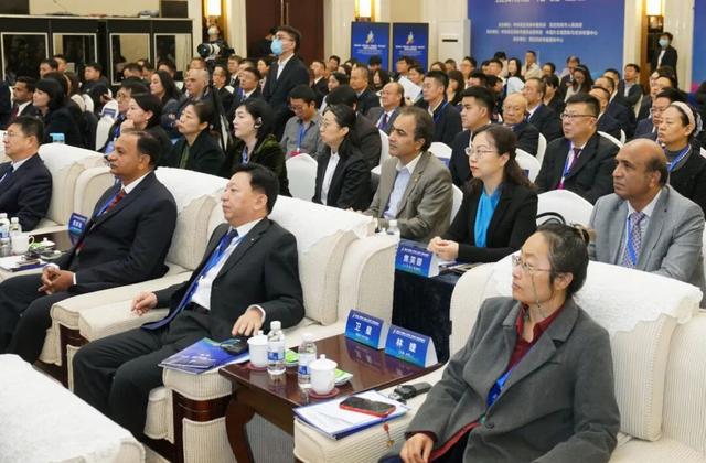 相聚油城 乐享游城 魅力友城 克拉玛依国际文化传播活动开幕