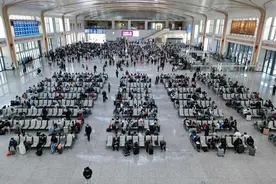 预计发送旅客28.1万人次！淄博站多举措护航“五一”假期出行图片