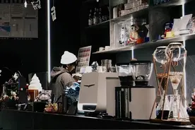 时尚活力年轻派｜这届年轻人，为何喜欢“日咖夜酒”？图片