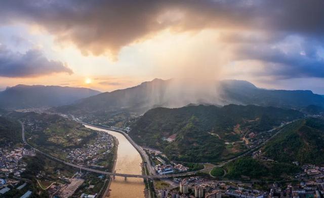 雅安，必经之地