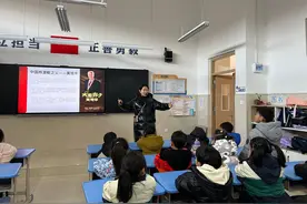 二七区幸福路小学华侨城校区：用“深潜”精神，为新学期蓄力图片