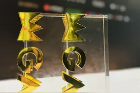 《江苏卫视2023跨年演唱会》《最强大脑10》微光盛典获奖图片