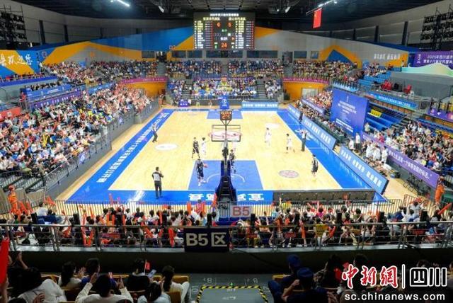 高县：赛事潮与新场景文化交融 假日经济“热辣滚烫”