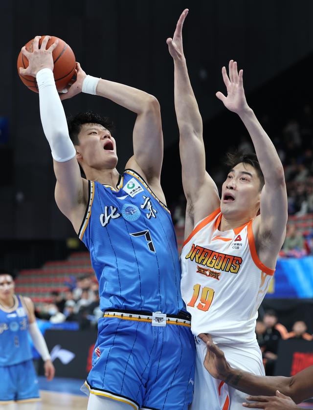 CBA常规赛：北京北汽胜江苏肯帝亚