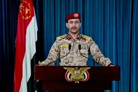 胡塞武装称打击美“杜鲁门”号航母为首的多艘战舰图片