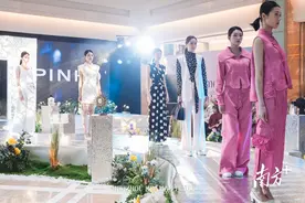 惠州华贸天地时尚大秀：国际品牌争奇斗艳，引航城市时尚图片