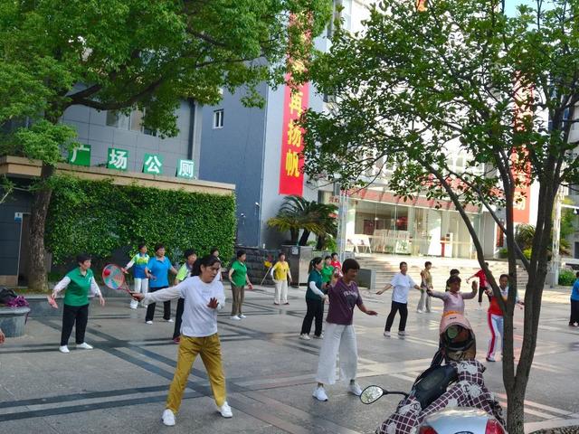 听·见闽清 | 乃裳广场：侨乡的心灵港湾