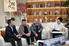 《人民文学》董宇辉直播间4小时卖出近百万册，主编施战军：是文学在找回读者图片