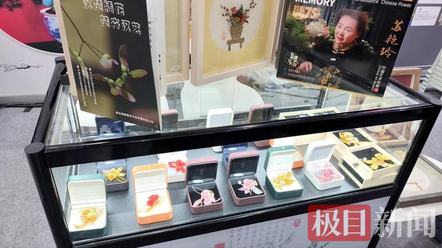 汉楚插花惊艳文旅博览会：一枝一叶绽放非遗魅力