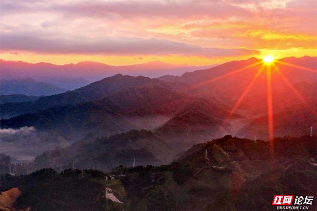 解锁广西小众秘境：金秀瑶寨，山水如画