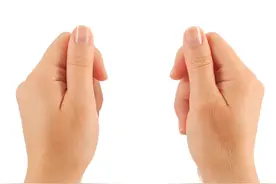 看指甲就知道身体好不好？出现这几个“信号”千万别忽视图片