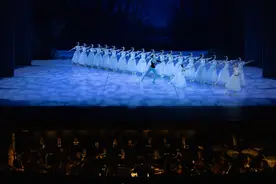 中央芭蕾舞团迎来团庆65周年  全团阵容上演庆典GALA图片