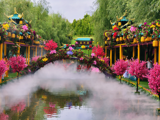 在河南农村，他们自建起一个3A级景区