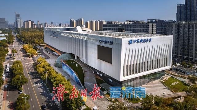 一年四季 泉在济南丨济南西城：秋高气爽，尽显魅力城市风貌