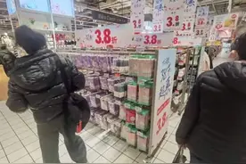 大润发多家外地门店关闭，上海情况怎么样？记者实地探访→图片