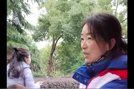26℃丨外地游客橘子洲游玩突发不适，幸好遇到她们图片