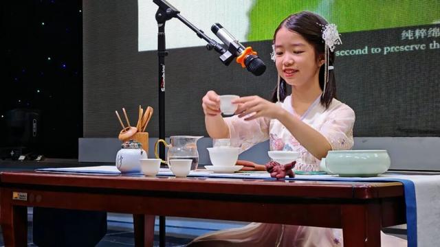 2025雅安文旅推介官大赛名山片区海选高能开场 选手“火力全开”秀家乡宝藏
