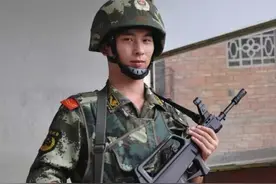 “喂，保安叔叔？”……“阔以小子，你给我等着！”图片