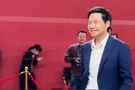 雷军辟谣“ 最落魄时只剩冰冷的40亿”：人生从来不是爽文，都是脚踏实地的历程图片