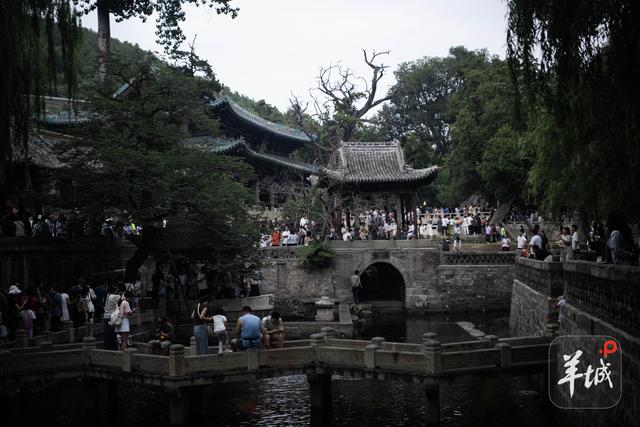 青铜的欢歌，落进三千年年轮