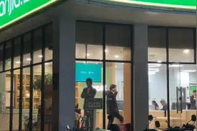 上海房地产新政组合拳落地，房产中介电话响到凌晨图片