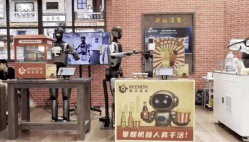 不管你来不来32°的上海逛WAIC，都需要这份探展指南