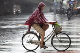 广东“龙舟水”进入尾声，今起降雨减弱，一地发布防汛紧急动员令图片