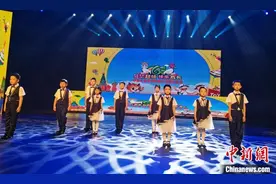 中国儿童体育舞蹈交流展演在哈尔滨举行图片