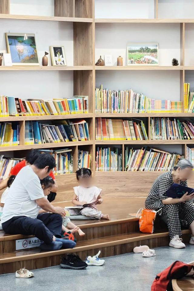 地铁直达，我们去这个乐园碰头！
