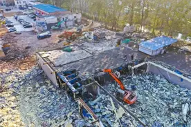 精谋划、善攻坚、勇担当，长江路街道顺利完成九顶山片区旧城改造项目启动区（企业）清场任务图片