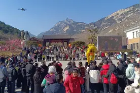 山东唱响“好客山东”迎宾大戏，省内外游客纷至沓来享受节日之乐图片