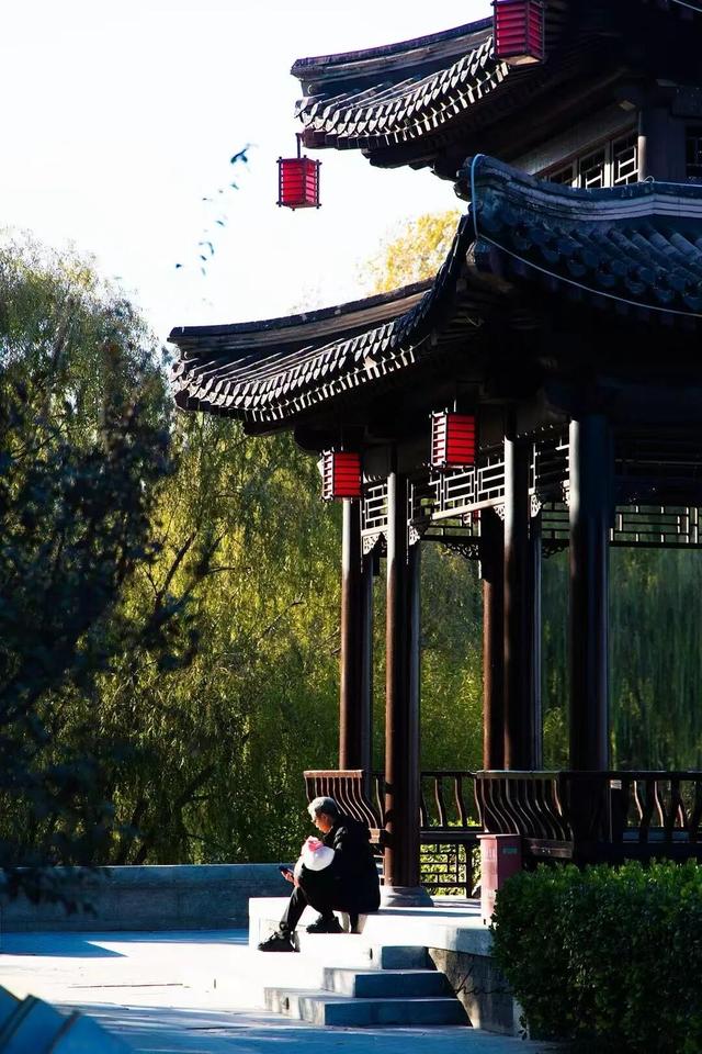 副中心的秋日画板已备好，等你来上色！