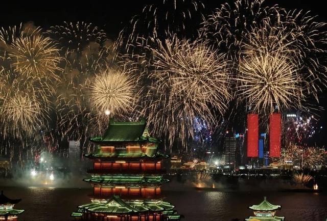 南昌：从“网红”到“长红”，中部崛起的新标杆