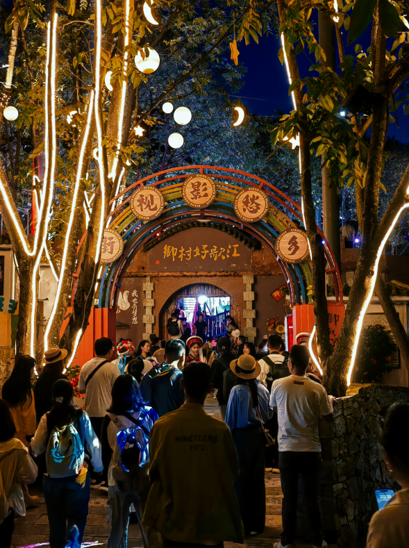 点亮云南新“夜”态的是什么？