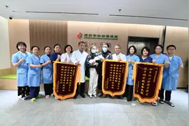 广东省救治存活的最低出生体重的超早产儿！小瑞泽出院回家啦图片