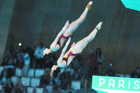 陈芋汐/全红婵一路领先，中国队女子双人十米台奥运七连冠！图片