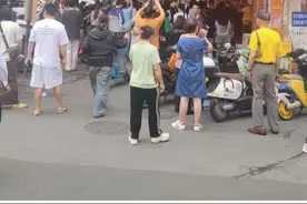 刘畊宏团队被指“在广西网红店强制清场”，本人发声道歉，店铺负责人回应图片