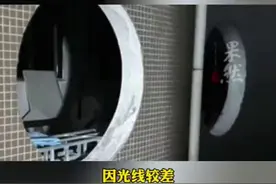 两儿童从通风口坠入地下车库，致1死1伤。死者家属：孩子13岁，通风口未安装防护措施，到地下车库约5层楼高图片