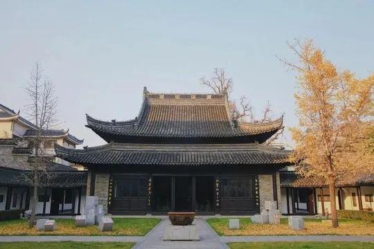 研学“趣”扬州｜ 秋游招募！千年微光指引，从天宁寺到唐槐的文化漫步