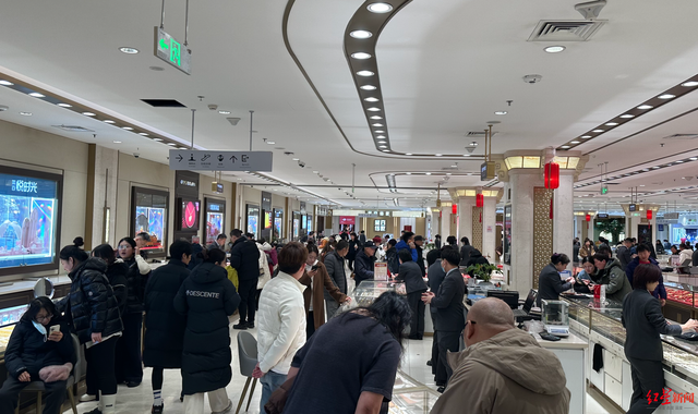 金价银价再涨，有金店小克重生肖金条卖断货 专家：短期不宜追高，长期可考虑逢低布局