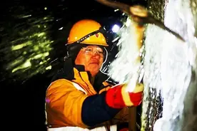 长白山深处90后铁路桥隧工的热血担当图片