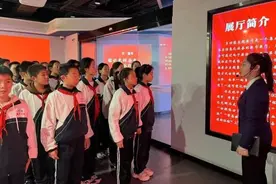 临汾三中：让信仰之火熊熊不息 让红色基因融入血脉图片