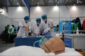 构建正向包容规培环境破解待遇“双标”困境图片